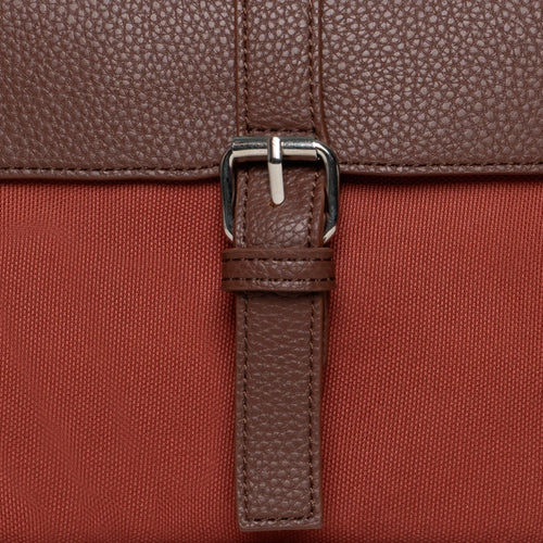 Pochette lat¨¦rale San Cristobal